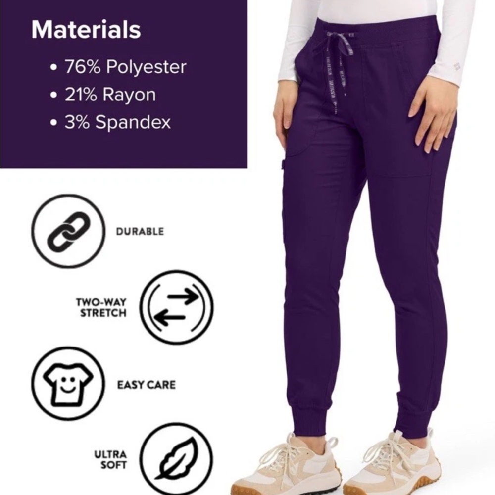 Med Couture Jogger style 5 pocket scrub Pants, size Med, new with tags